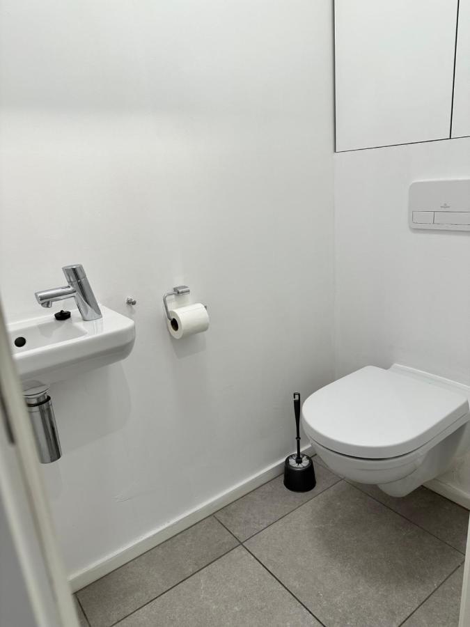 Canal View One Bedroom Flat بروكسل المظهر الخارجي الصورة