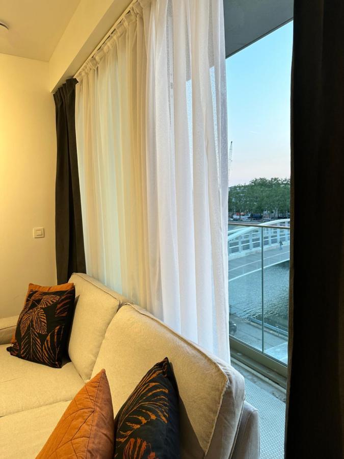 Canal View One Bedroom Flat بروكسل المظهر الخارجي الصورة