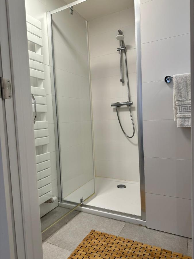 Canal View One Bedroom Flat بروكسل المظهر الخارجي الصورة
